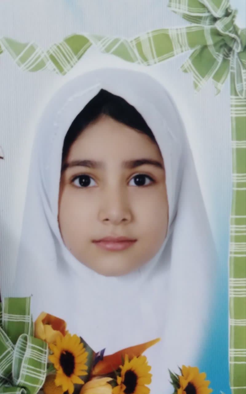 آیسا مهدی زاده